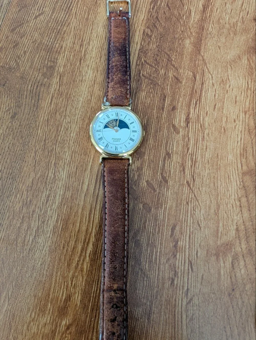 Elegant Vintage Pulsar Seiko Moonphase Roman Dial  Quartz Unisex Watch
